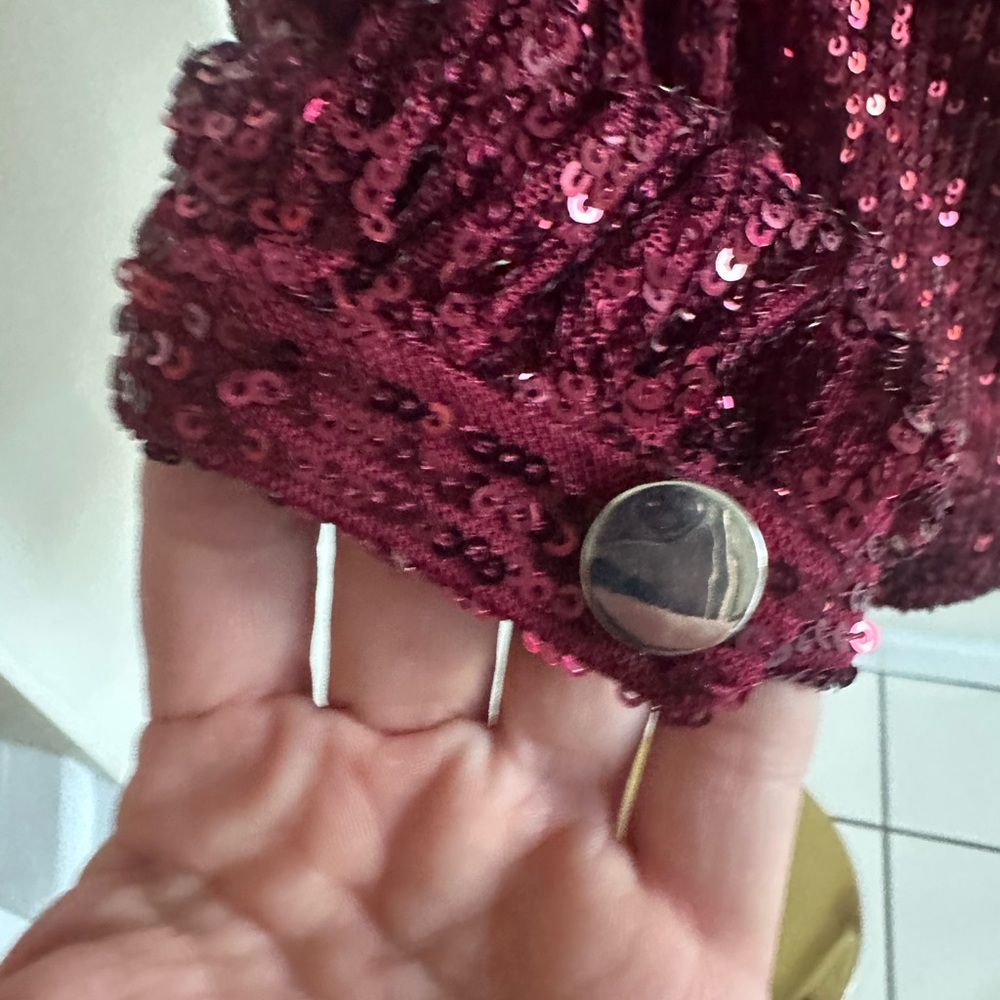 CeCe Burgundy Sequin Top- X-Small - Picture 9 of 11